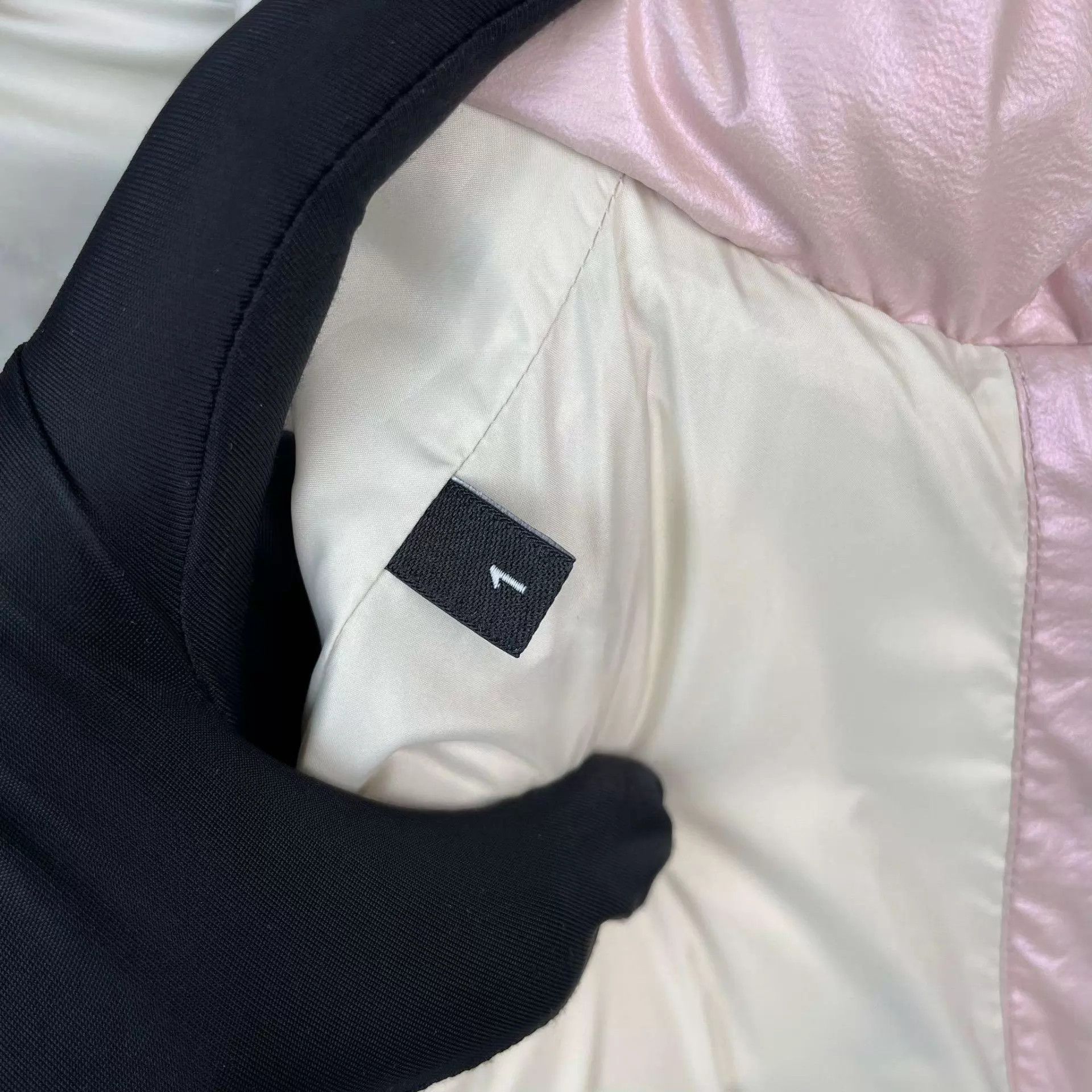 Moncler Moncler Pink Down Jacket 1 Size S / US 4 / IT 40 - 6 Thumbnail