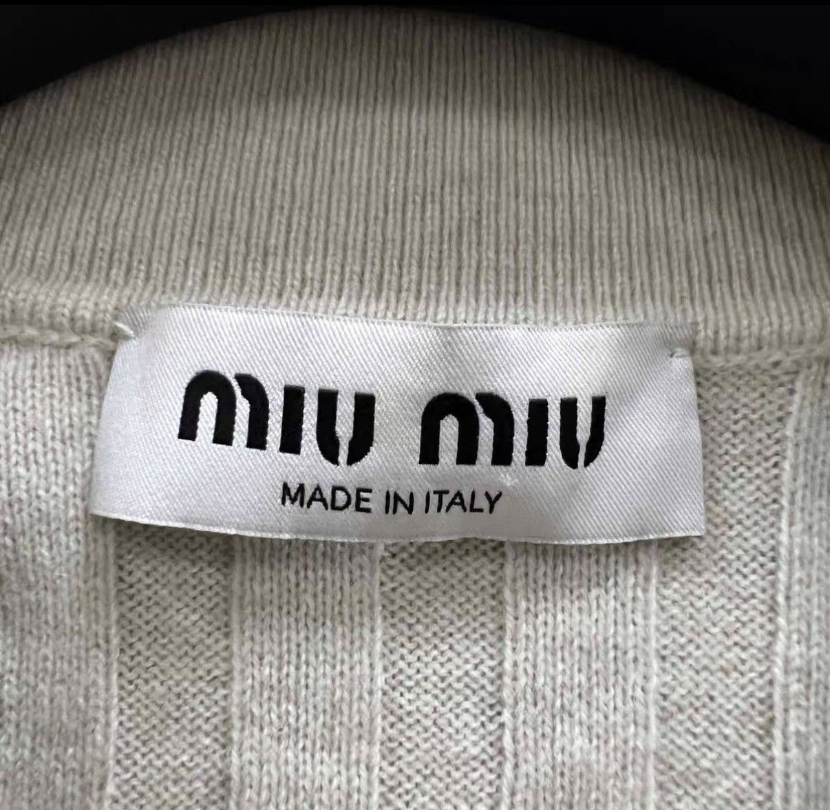 Miu Miu Miu Miu Beige Letter Logo Knit Polo Shirt J41 Size XS / US 0-2 / IT 36-38 - 3 Thumbnail