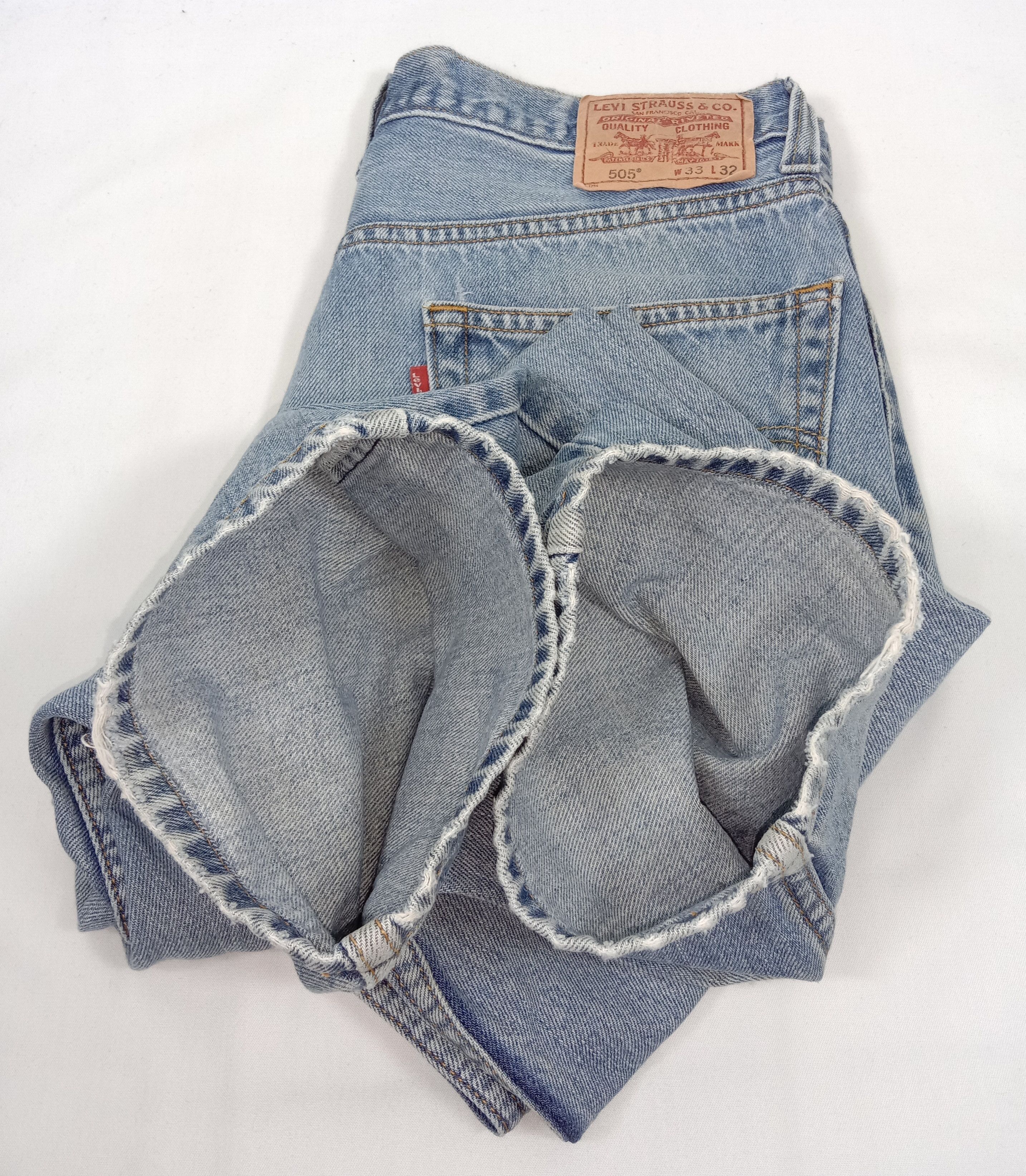Levi's Vintage Levi's 505 Jeans Regular Fit Light Wash Denim Size US 33 - 16 Thumbnail