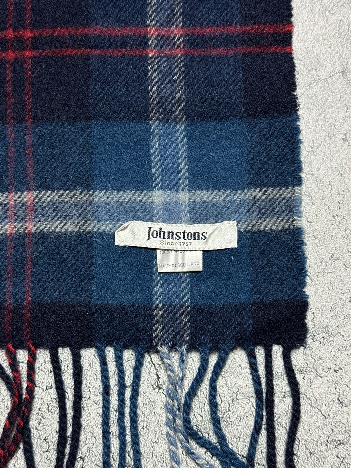 Johnstons Of Elgin Johnstons Of Elgin Lambswool Scotland Scarf Muffler Size ONE SIZE - 3 Thumbnail