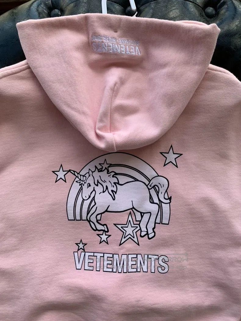 Vetements Vetements Rose pink unicorn hoodie Size US S / EU 44-46 / 1 - 6 Thumbnail