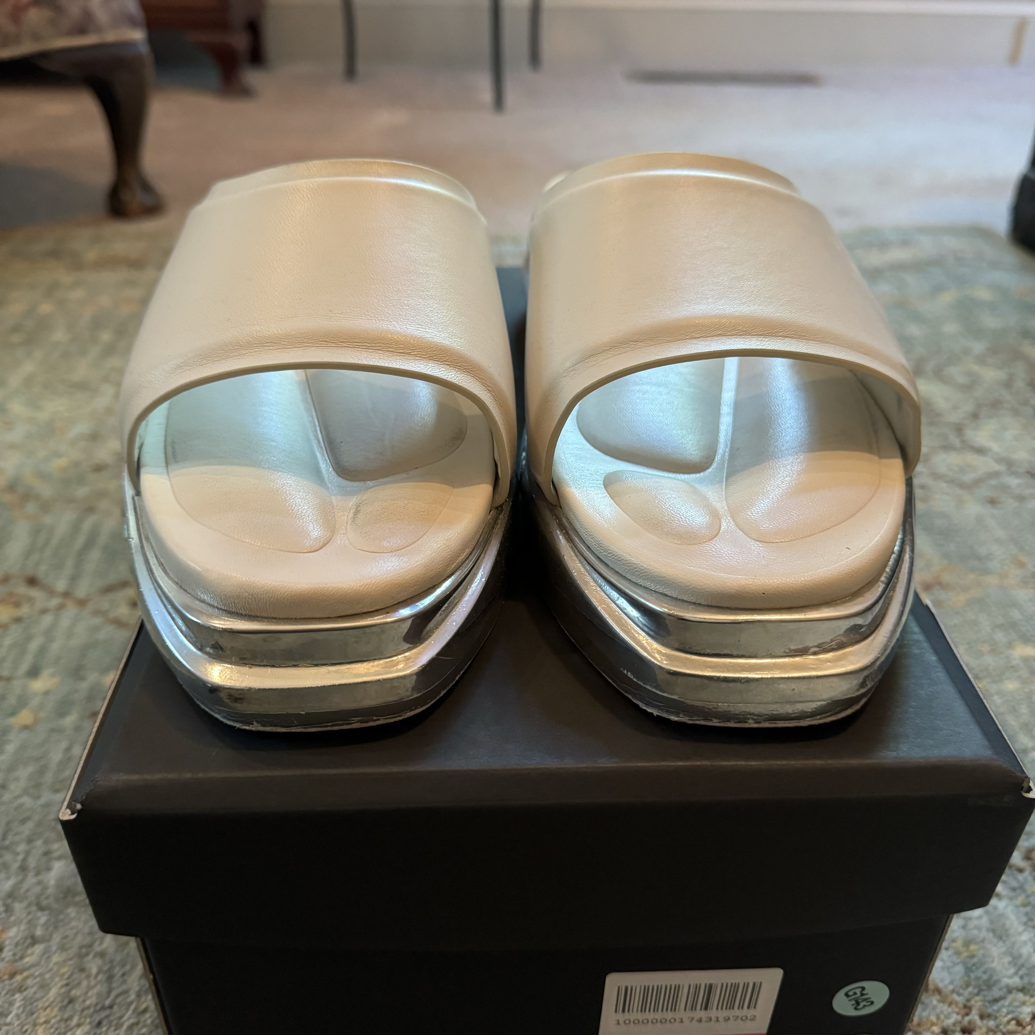 1017 ALYX 9SM Retail $680 Size US 9 / EU 42 - 2 Thumbnail