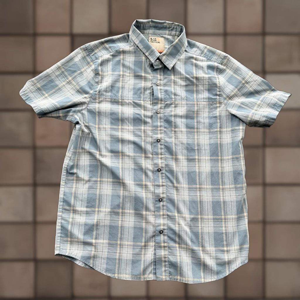 Vintage 5.11 Tactical Shirt Men S Blue Plaid Short Sleeve Button-Up Workwear Outdoor Casual Shirt Size US S / EU 44-46 / 1 - 1 Thumbnail
