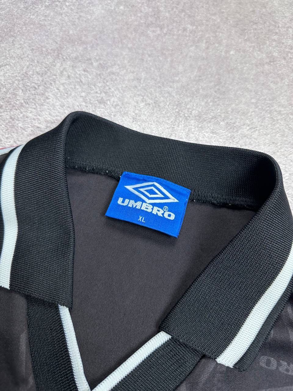 Umbro × Vintage Vintage 90s Umbro Big Logo Archival Soccer Jersey T-shirt XL Size US XL / EU 56 / 4 - 3 Thumbnail