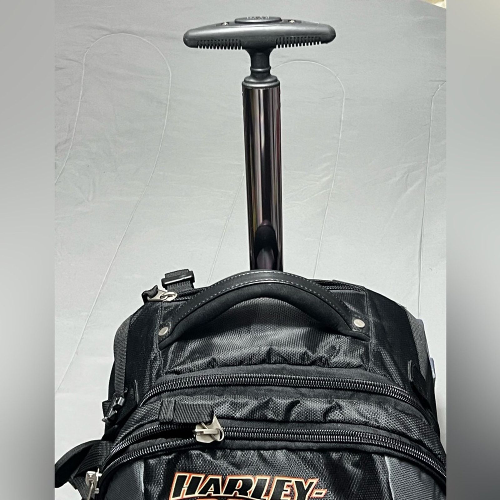 Harley Davidson Rolling Carry On / Backpack Vintage Perfect