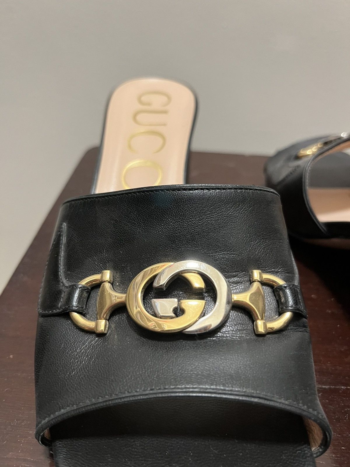 Gucci Gucci Black 624305 Zumi Interlocking G Leather Slide Sandals Size US 9 / IT 39 - 4 Thumbnail