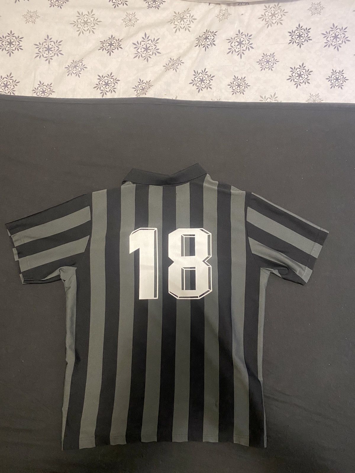 Supreme Supreme Playboy Soccer Jersey Size US M / EU 48-50 / 2 - 2 Thumbnail