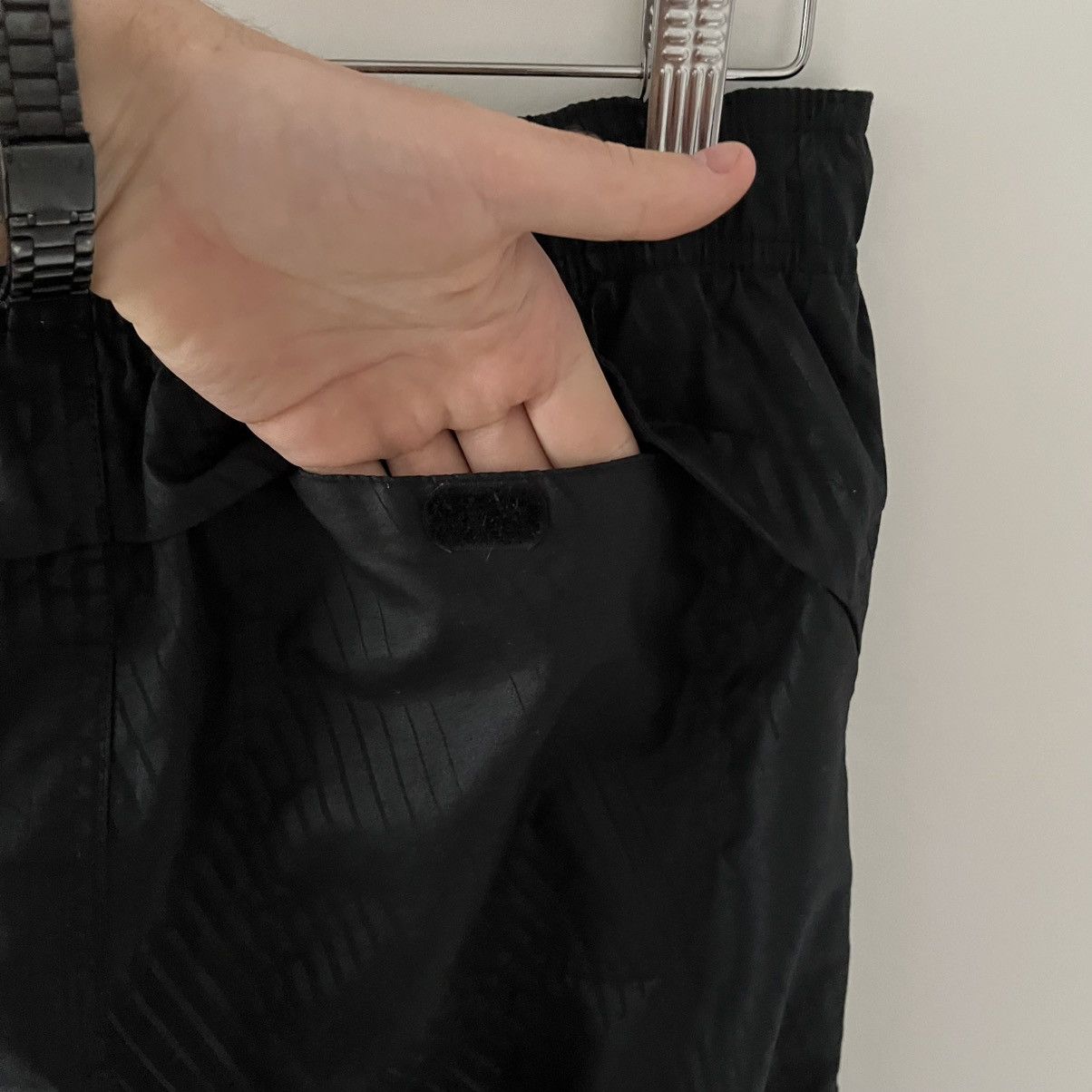 Nike Nike Swoosh Nylon Track Black Sweatpants Streetwear Baggy Size US 32 / EU 48 - 16 Thumbnail