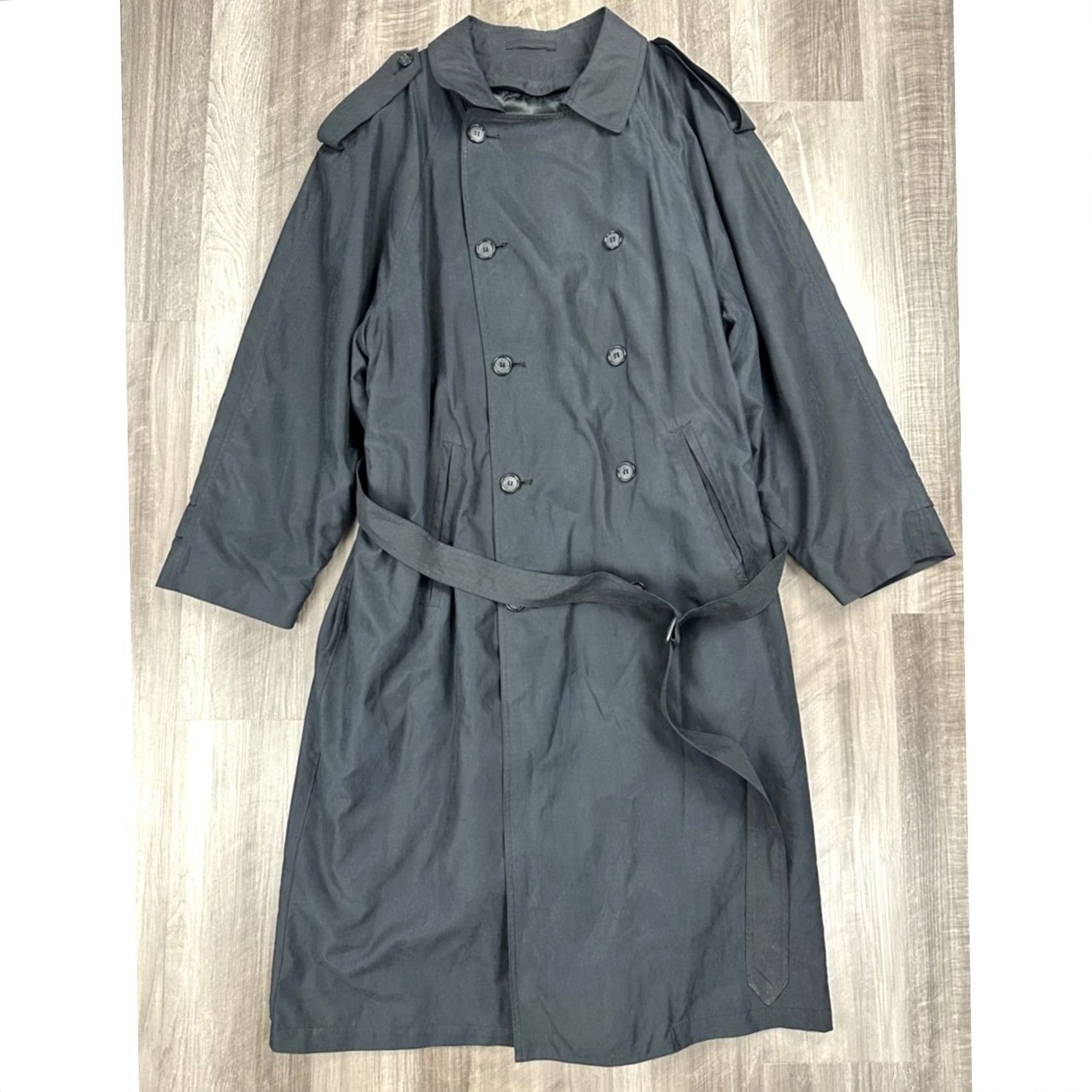 London Fog VINTAGE London Fog Trench Coat Mens 44 Regular Black 44R 31 Hem 45 Total Length 24 Sleeve Length Size US S / EU 44-46 / 1 - 2 Thumbnail