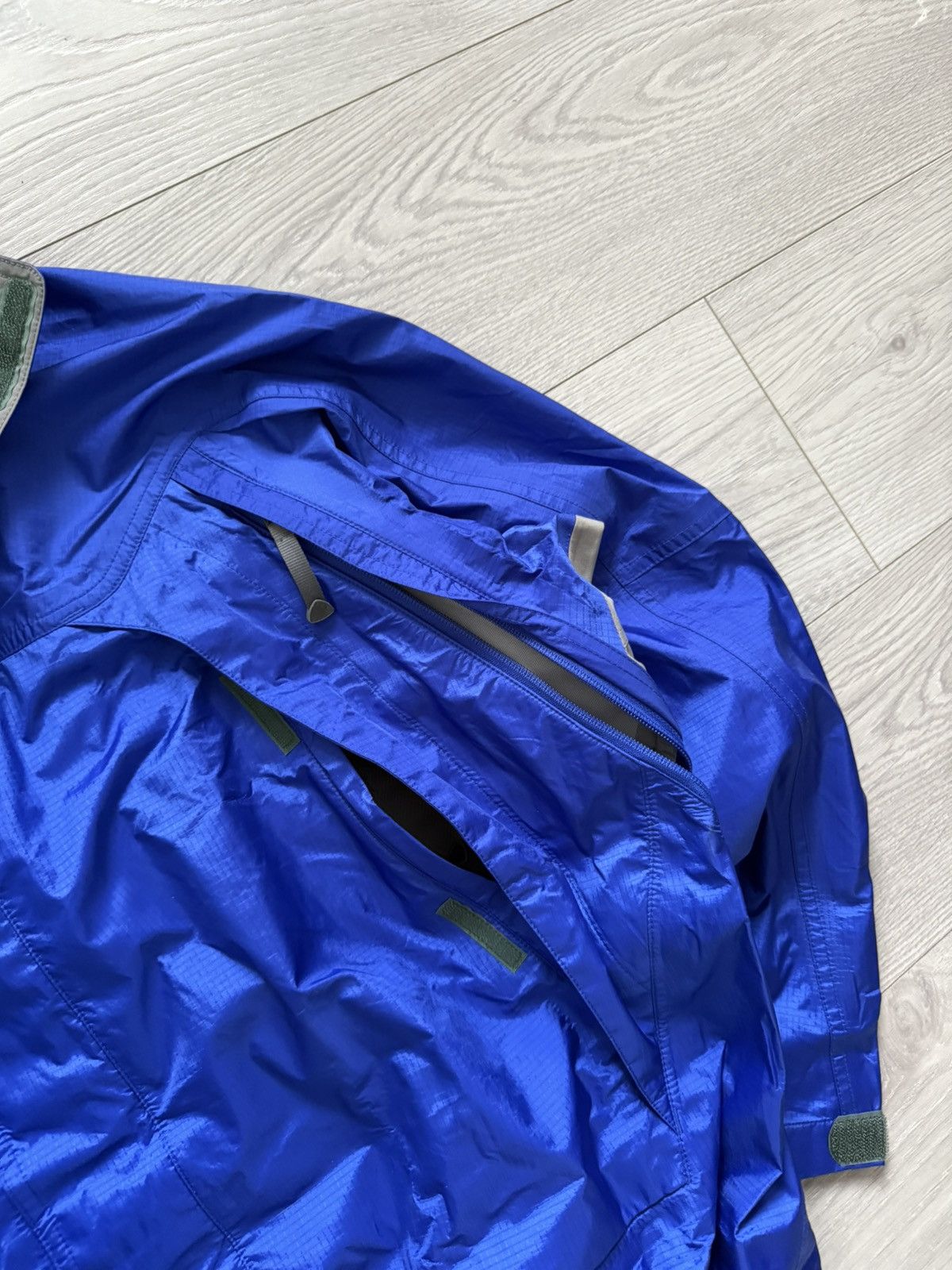 Nike ACG Nike ACG 00s Storm Fit Technical Waterproof Panelled Jacket Size US XXL / EU 58 / 5 - 3 Thumbnail