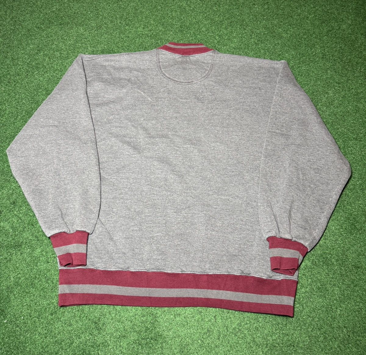Russell Athletic × Vintage Vintage 90s Russell Athletic XL Minimalist Sweatshirt Size US XL / EU 56 / 4 - 4 Thumbnail