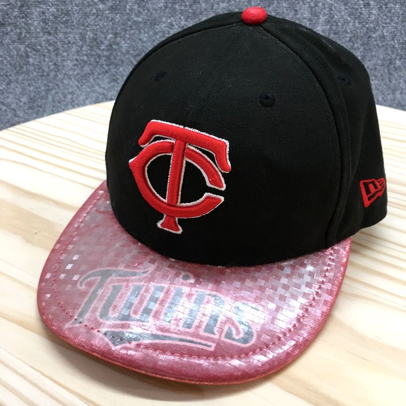 New Era New Era Hat Mens 7 1/8 Black Minnesota Twins Snapback Fitted Embroidered Logo Size ONE SIZE - 2 Thumbnail