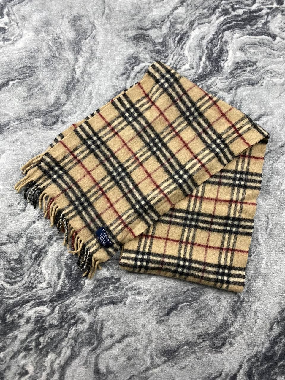 Burberry Burberry Nova Check Wool Scarf Beige Size ONE SIZE - 3 Thumbnail