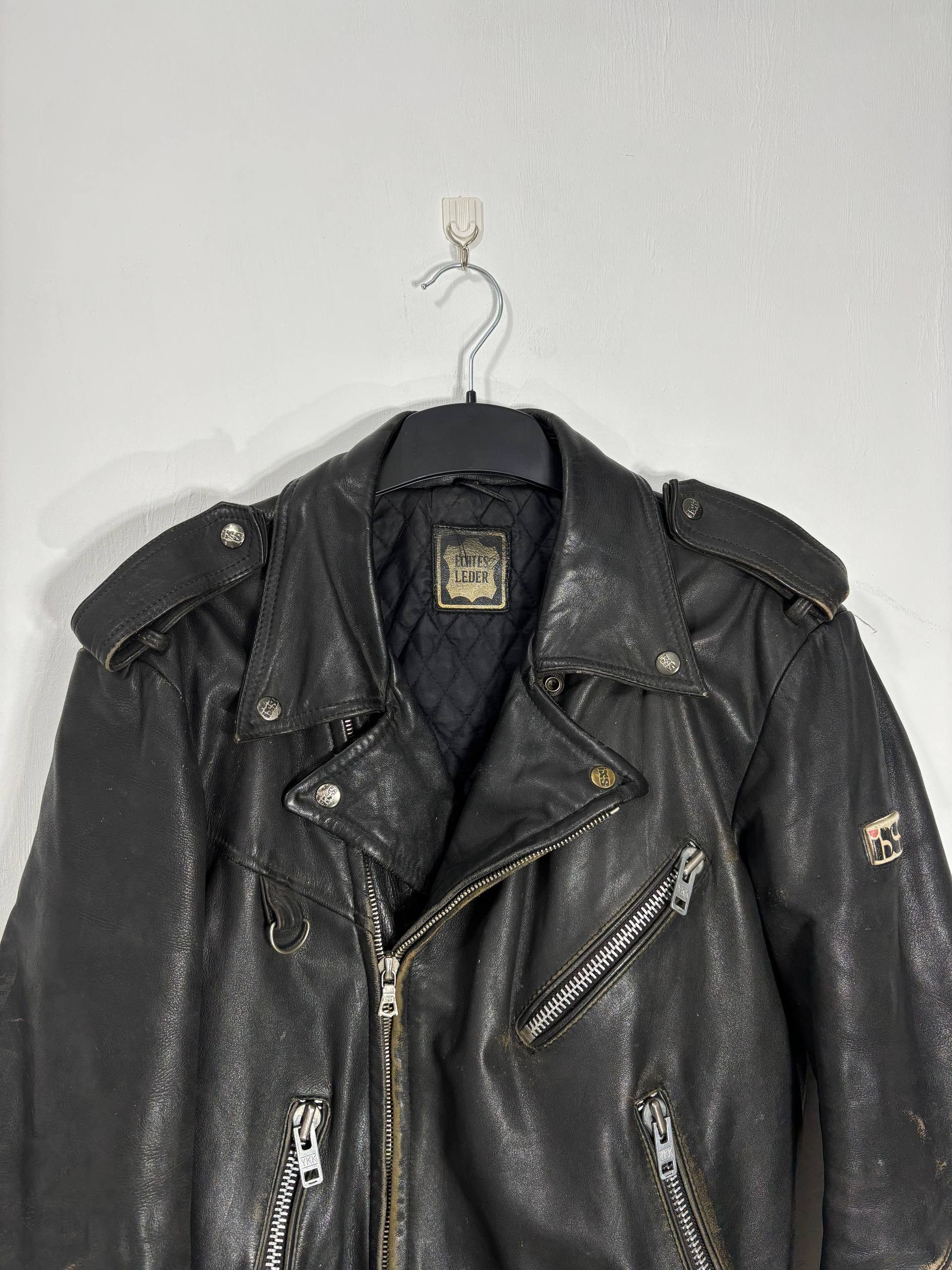 Vintage Vintage IXS Assymetrical Faded Distressed Leather Jacket Size US M / EU 48-50 / 2 - 3 Thumbnail