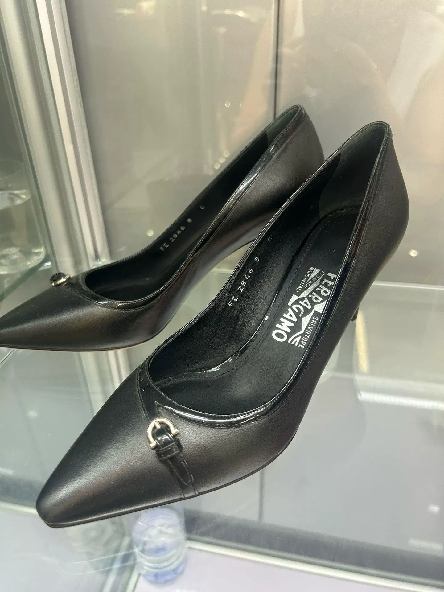 Salvatore Ferragamo Salvatore Ferragamo Women's Black Leather Heels Size US 7 / IT 37 - 1 Thumbnail