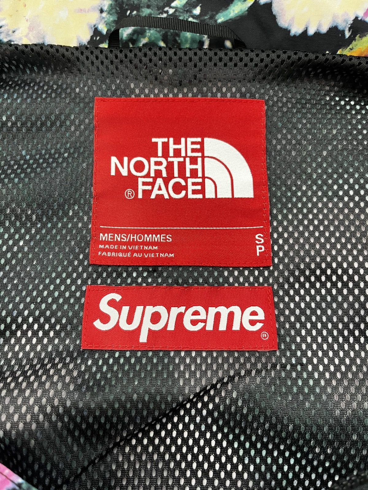 Supreme × The North Face SupremexThe North Face Trekking Convertible Jacket "Flowers" Size US S / EU 44-46 / 1 - 5 Thumbnail