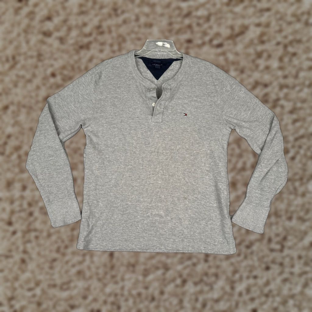 Tommy Hilfiger Tommy Hilfiger Shirt Adult Large Gray Knit Long Sleeve Henley Neck 100% Cotton Size US L / EU 52-54 / 3 - 1 Thumbnail