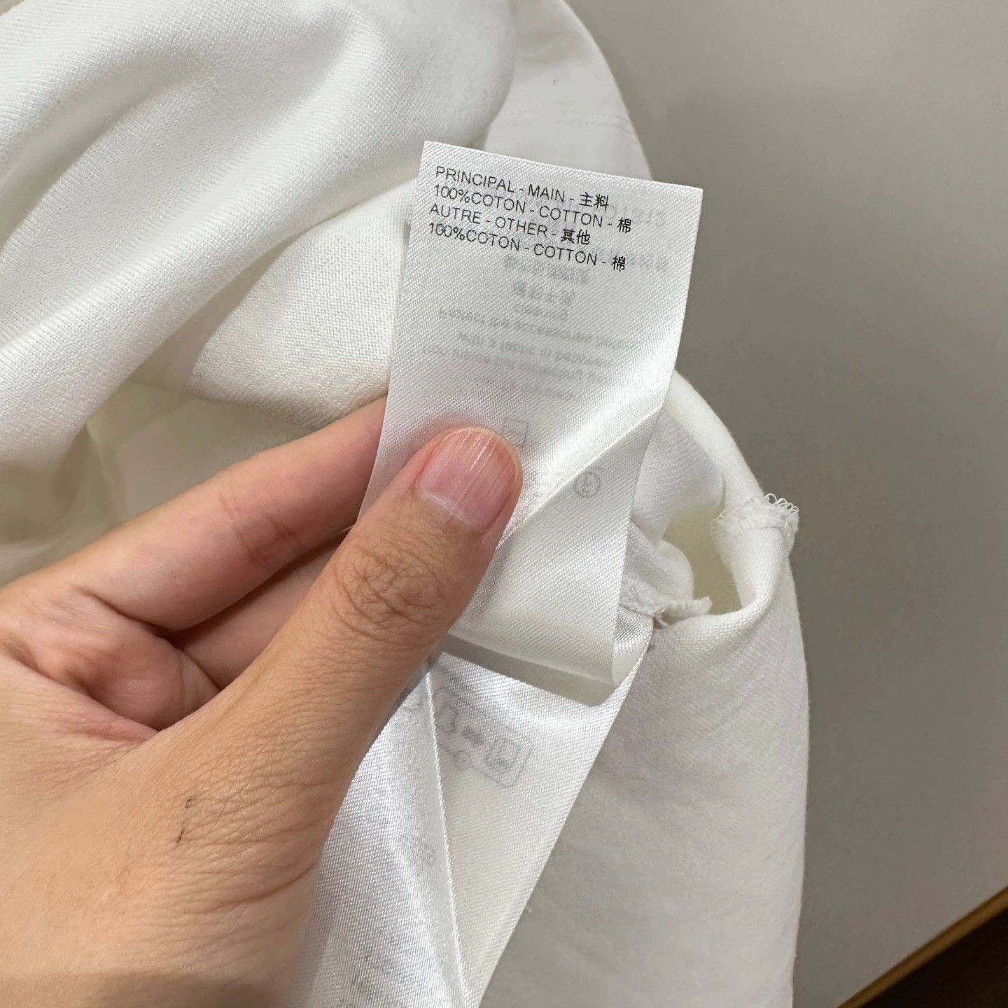 Louis Vuitton LV ribbon white short sleeve M cotton apr563 Size M / US 6-8 / IT 42-44 - 4 Thumbnail
