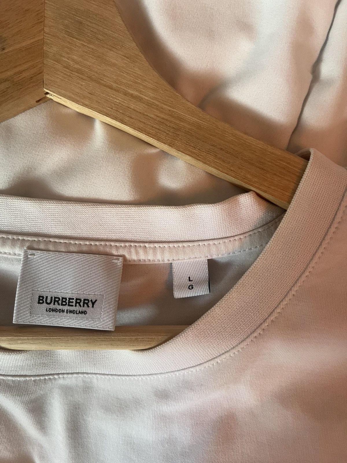 Burberry Burberry t shirt Size US XS / EU 42 / 0 - 5 Thumbnail