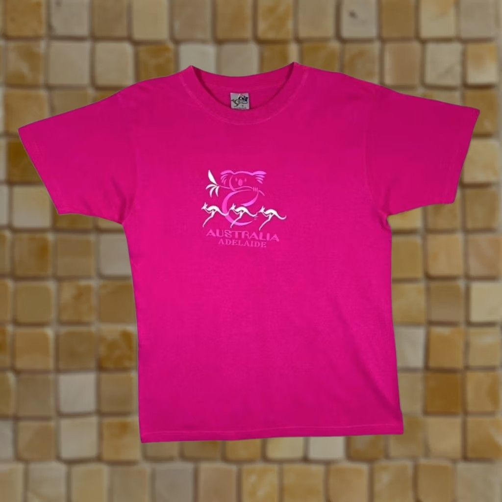 Vintage Vintage Australia "Adelaide" Koala Bear Embroidered Tourist Pink T-Shirt S M Size US S / EU 44-46 / 1 - 1 Thumbnail