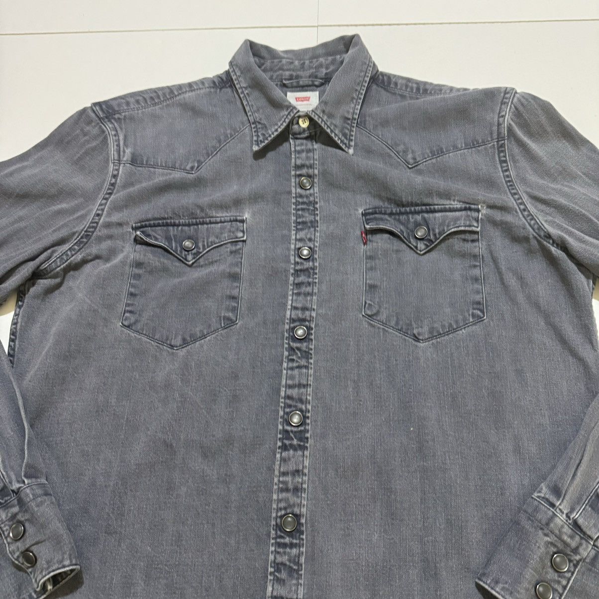 Levi's × Vintage Levi's Denim Black Grey Mens Shirt Snap Button Long Sleeve Size US L / EU 52-54 / 3 - 2 Thumbnail