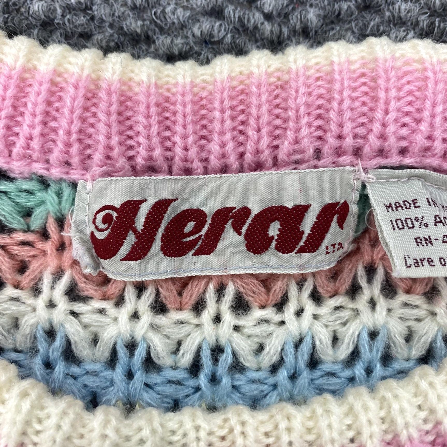 Vintage VINTAGE Herar Sweater Womens Small Pink Pastel Striped Acrylic Knit Pullover 80s 90s Size S / US 4 / IT 40 - 3 Thumbnail