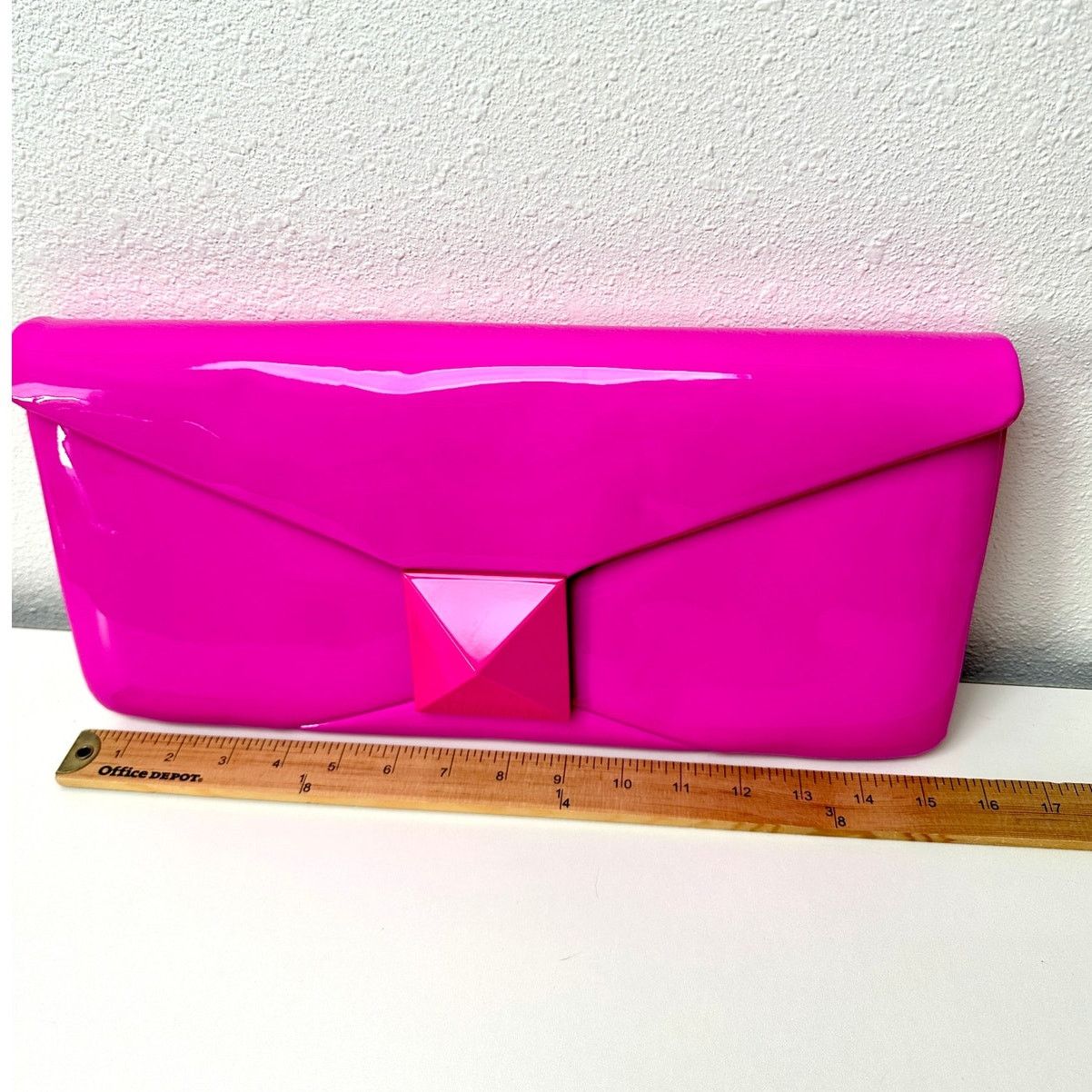Valentino Valentino Hot Pink Patent Leather Large Envelope Clutch Size ONE SIZE - 14 Thumbnail