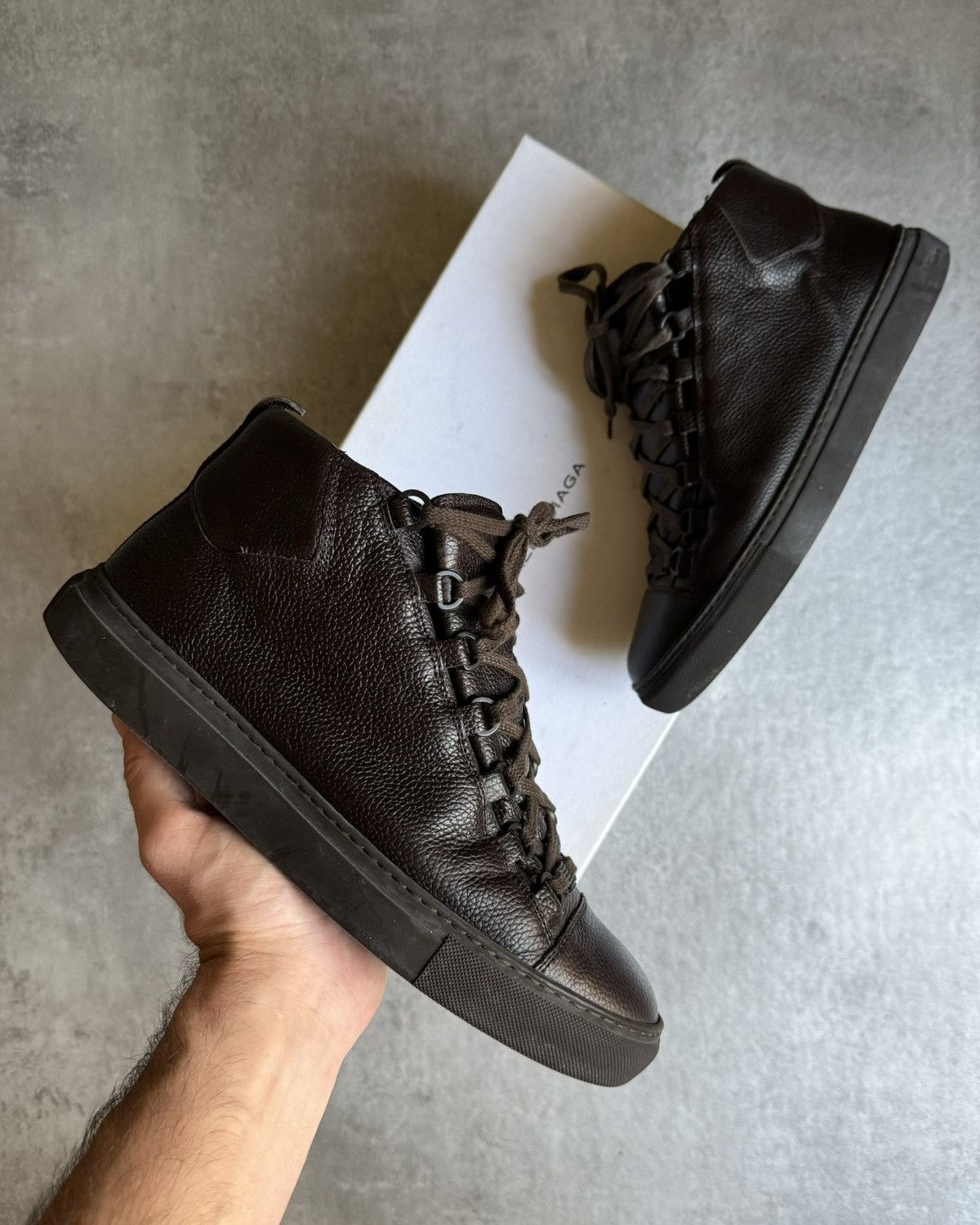 Balenciaga Arena Leather offers High Top