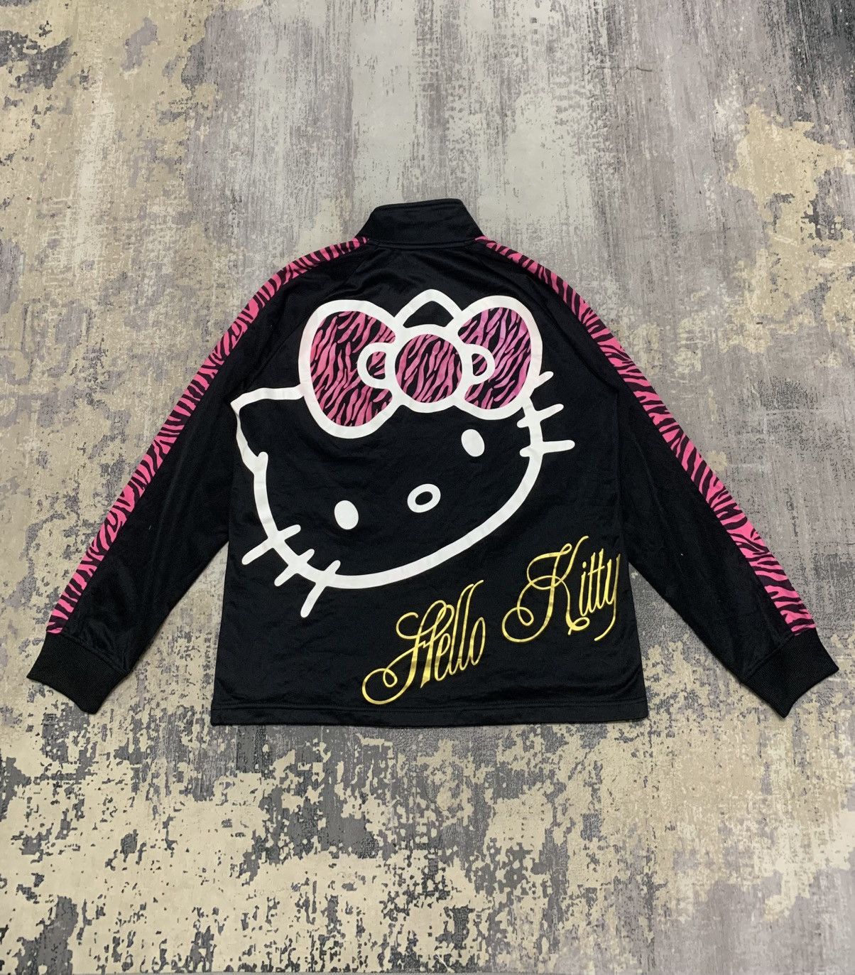 Japanese Brand Vintage Hello Kitty Big Logo Y2K Zipper Sweater Size US M / EU 48-50 / 2 - 1 Thumbnail
