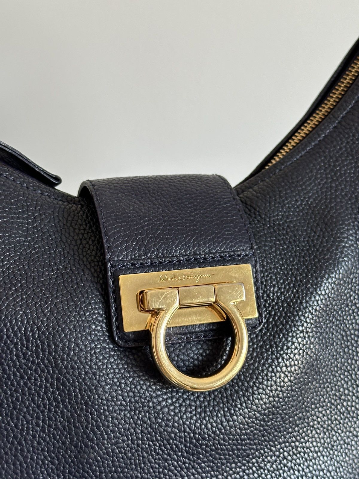 Salvatore Ferragamo Salvatore Ferragamo Blue Pebbled Leather Gancini Hobo Bag Size ONE SIZE - 6 Thumbnail