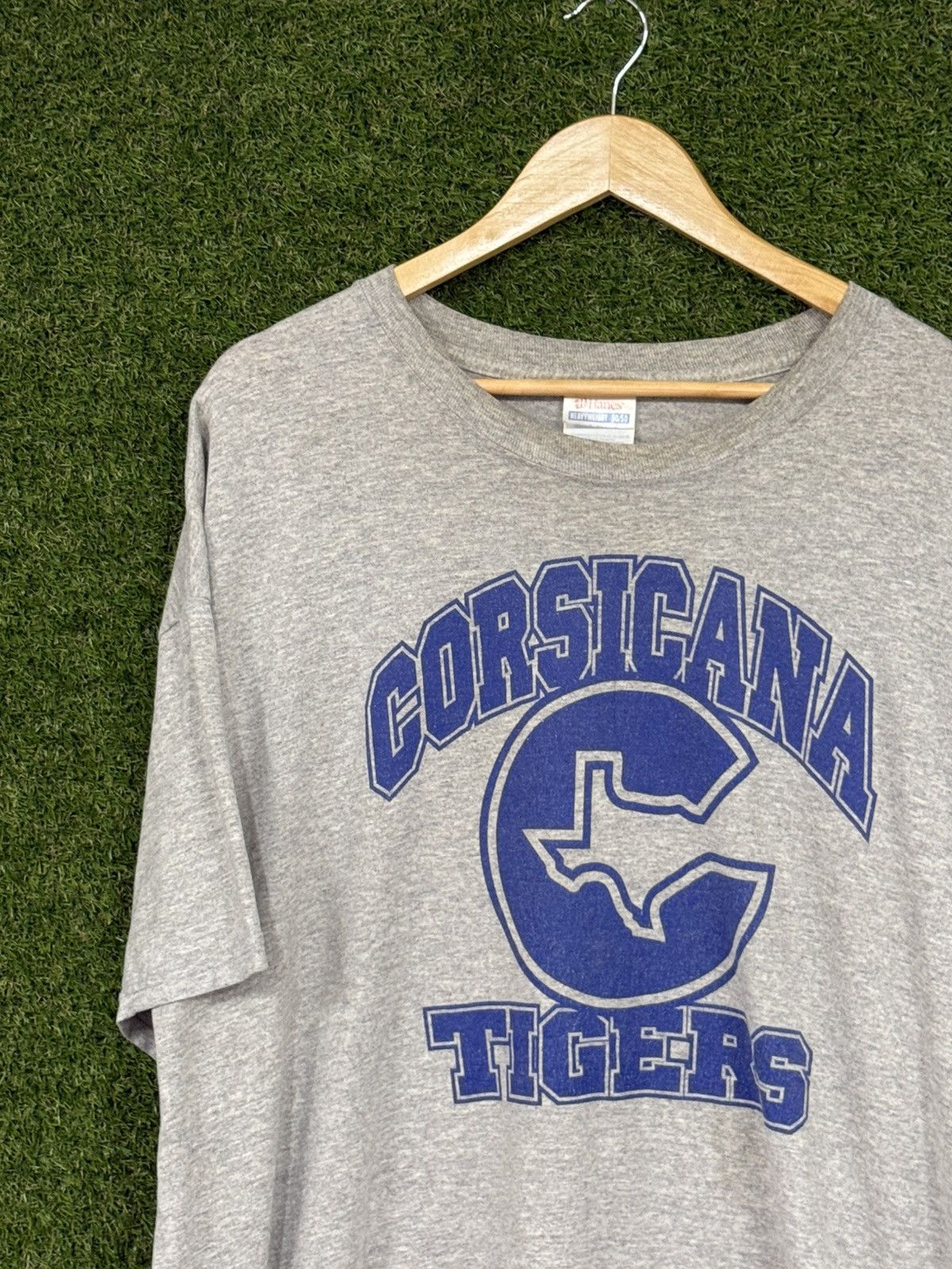 Vintage Vintage Hanes Corsicana Texas Logo Heavyweight Grey Tee 2XL Size US XXL / EU 58 / 5 - 2 Thumbnail