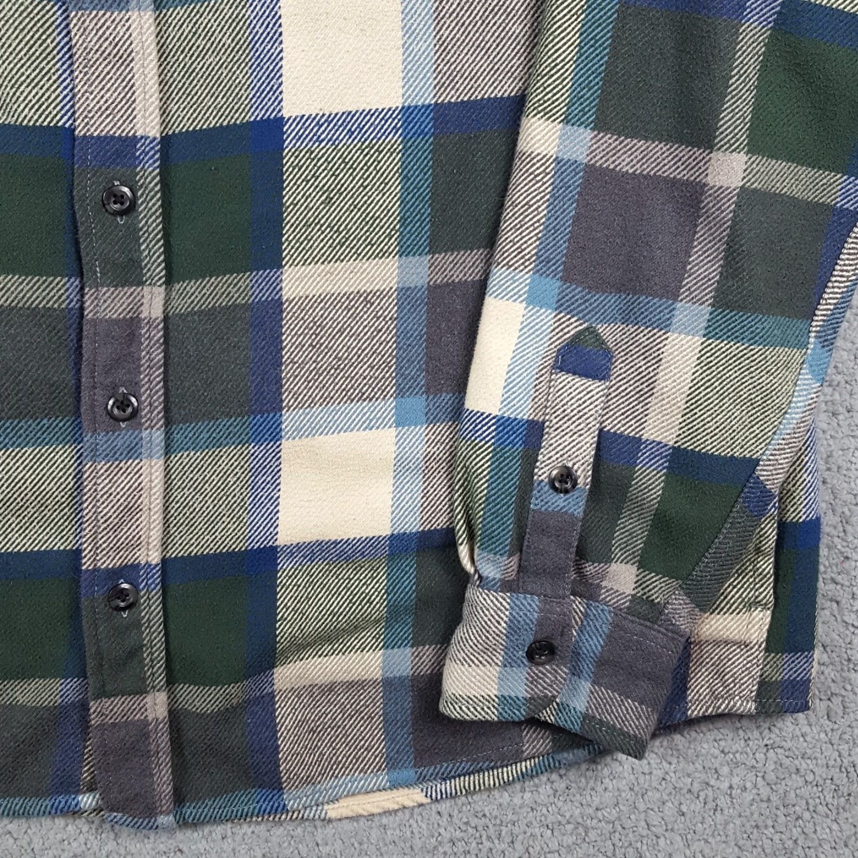 Orvis VINTAGE Orvis Button-Up Shirt Plaid Flannel Green XL Mens Casual 90s Retro Workwear Pockets Size US XL / EU 56 / 4 - 4 Thumbnail