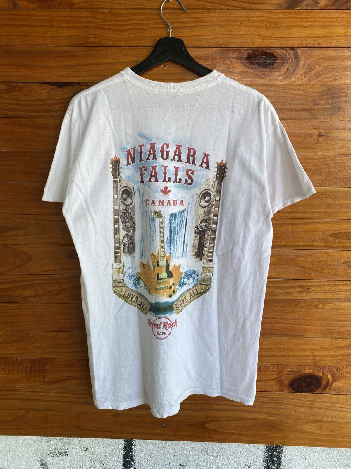 Hard Rock Cafe Vintage Hard Rock Cafe Niagara Falls Canada White T-Shirt Size US M / EU 48-50 / 2 - 3 Thumbnail