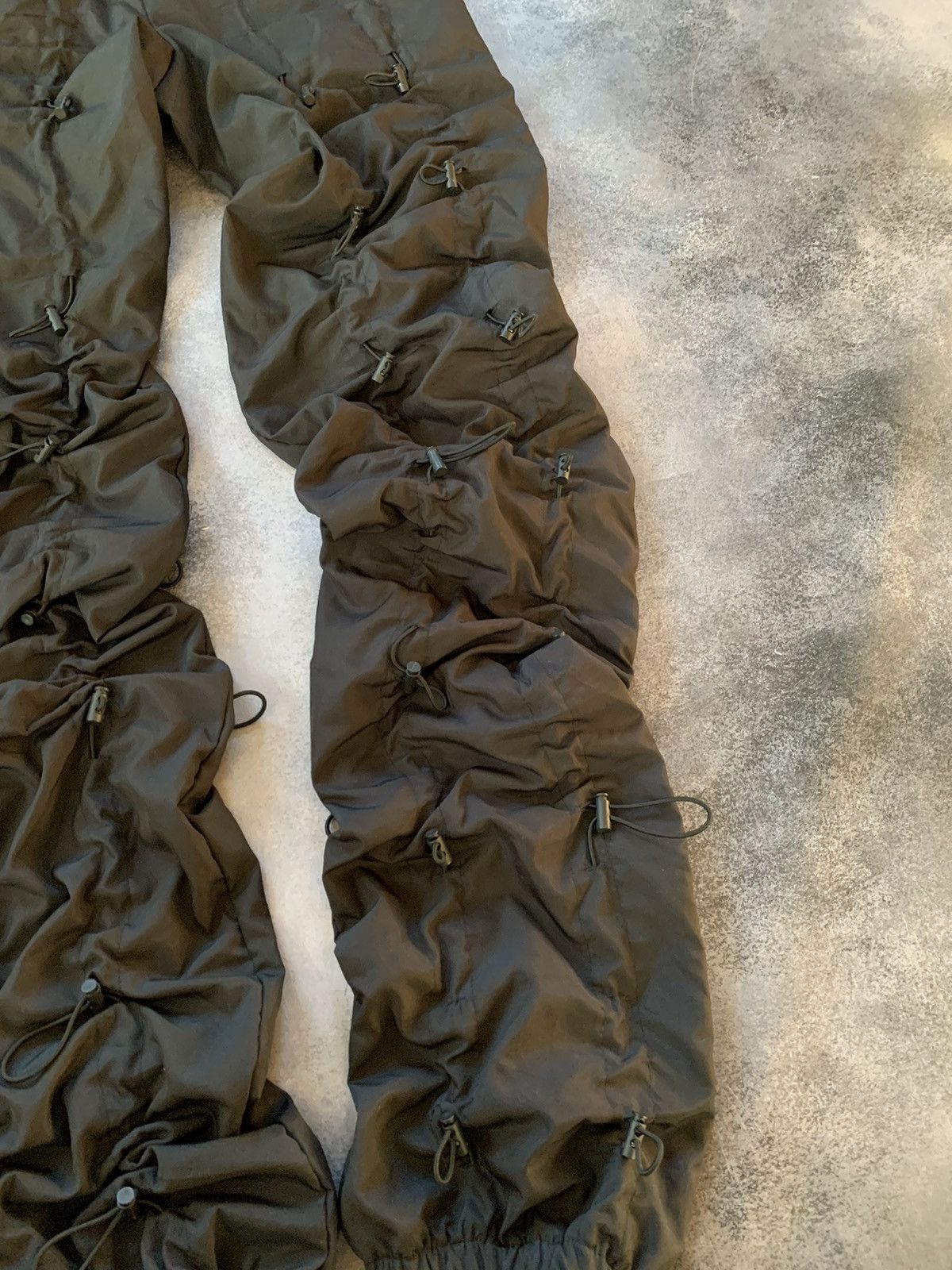 Hysteric Glamour × MNML VTG Rick Owens Junya Watanabe Style MNML BUNGEE CORD PANts Size US 33 - 12 Thumbnail