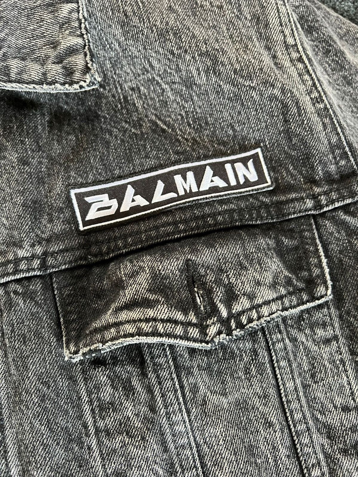 Balmain BALMAIN SIGNATURE PATCH DENIM JACKET Size US L / EU 52-54 / 3 - 2 Thumbnail
