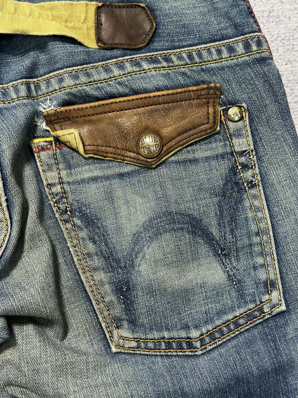 Edwin 2000s Flare Edwin Blue Trip Mud Wash Buckle Back Denim Jeans Size US 29 - 16 Thumbnail