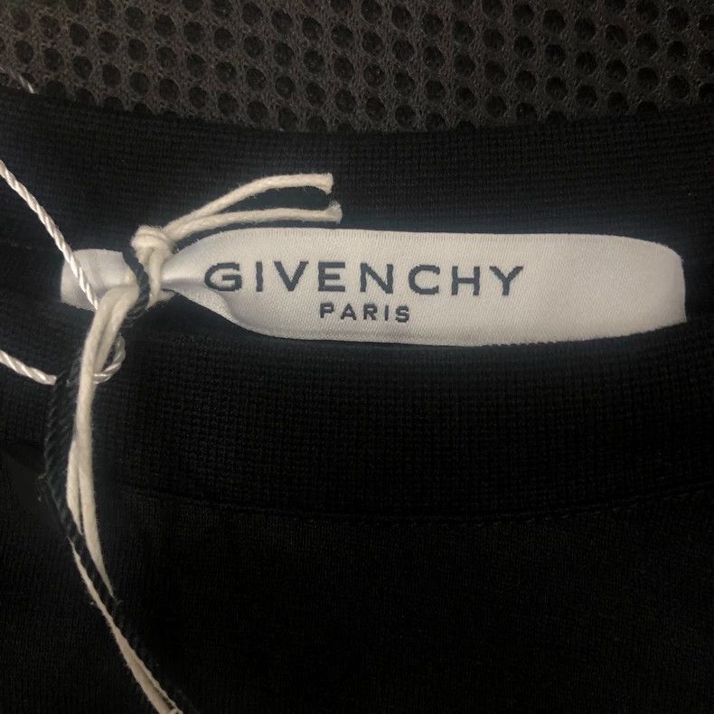 Givenchy Givenchy Givenchy Black Short Sleeve TShirt -2507 Size US XS / EU 42 / 0 - 3 Thumbnail