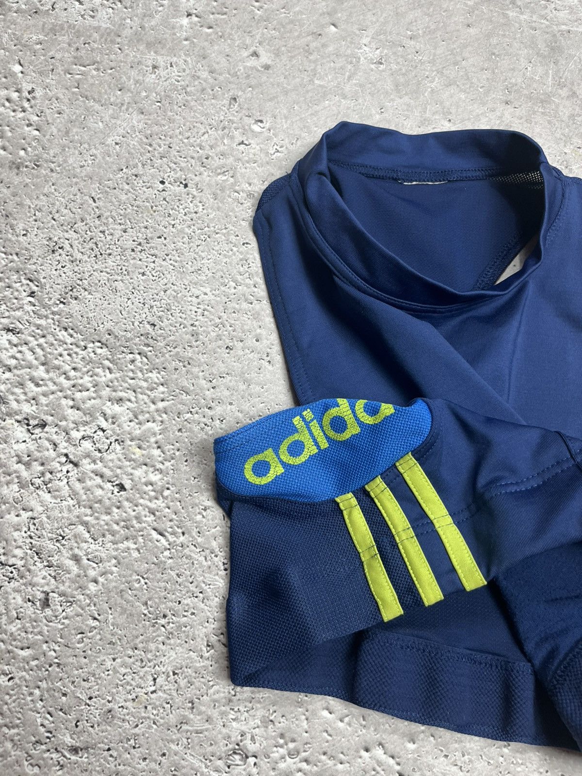 Adidas Vintage Adidas 1.TTC Innsbruck Sports Bra Top XS Women Size XS / US 0-2 / IT 36-38 - 5 Thumbnail