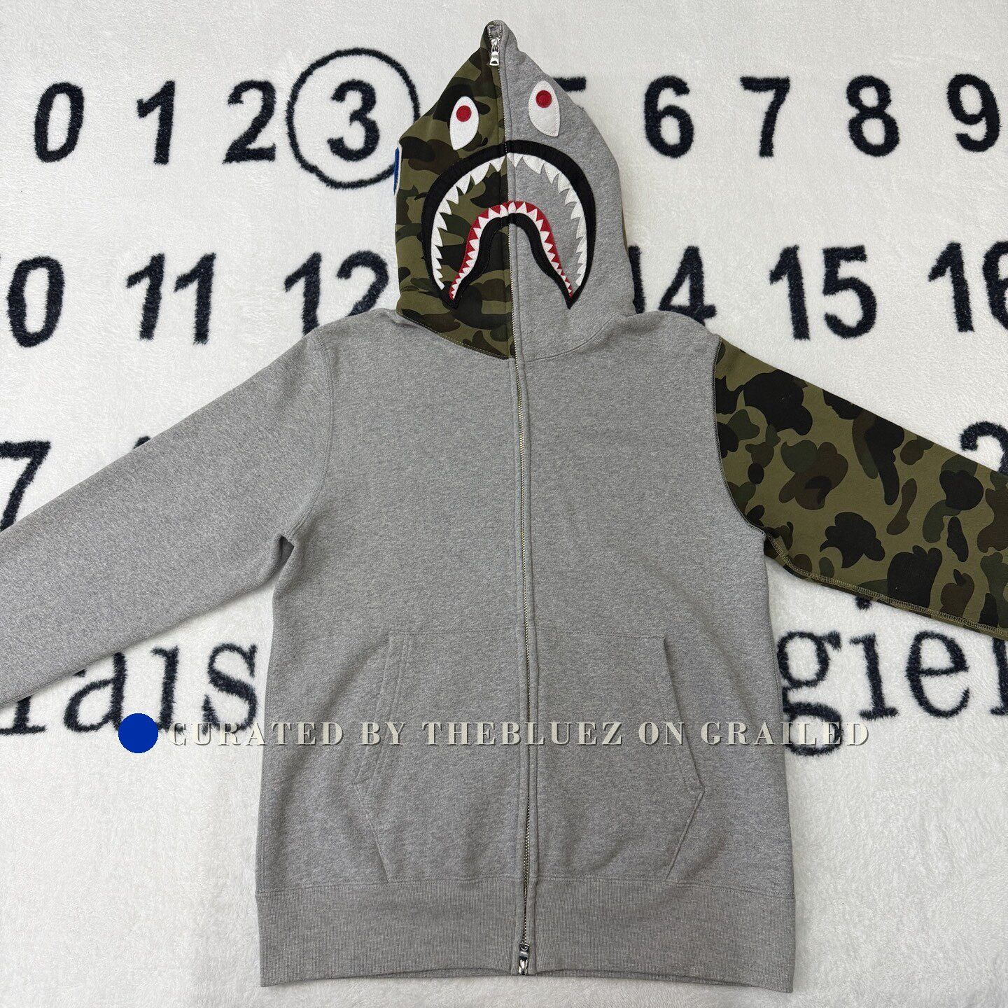 Bape BAPE Camo Shark Zip Jacket Size US M / EU 48-50 / 2 - 1 Thumbnail