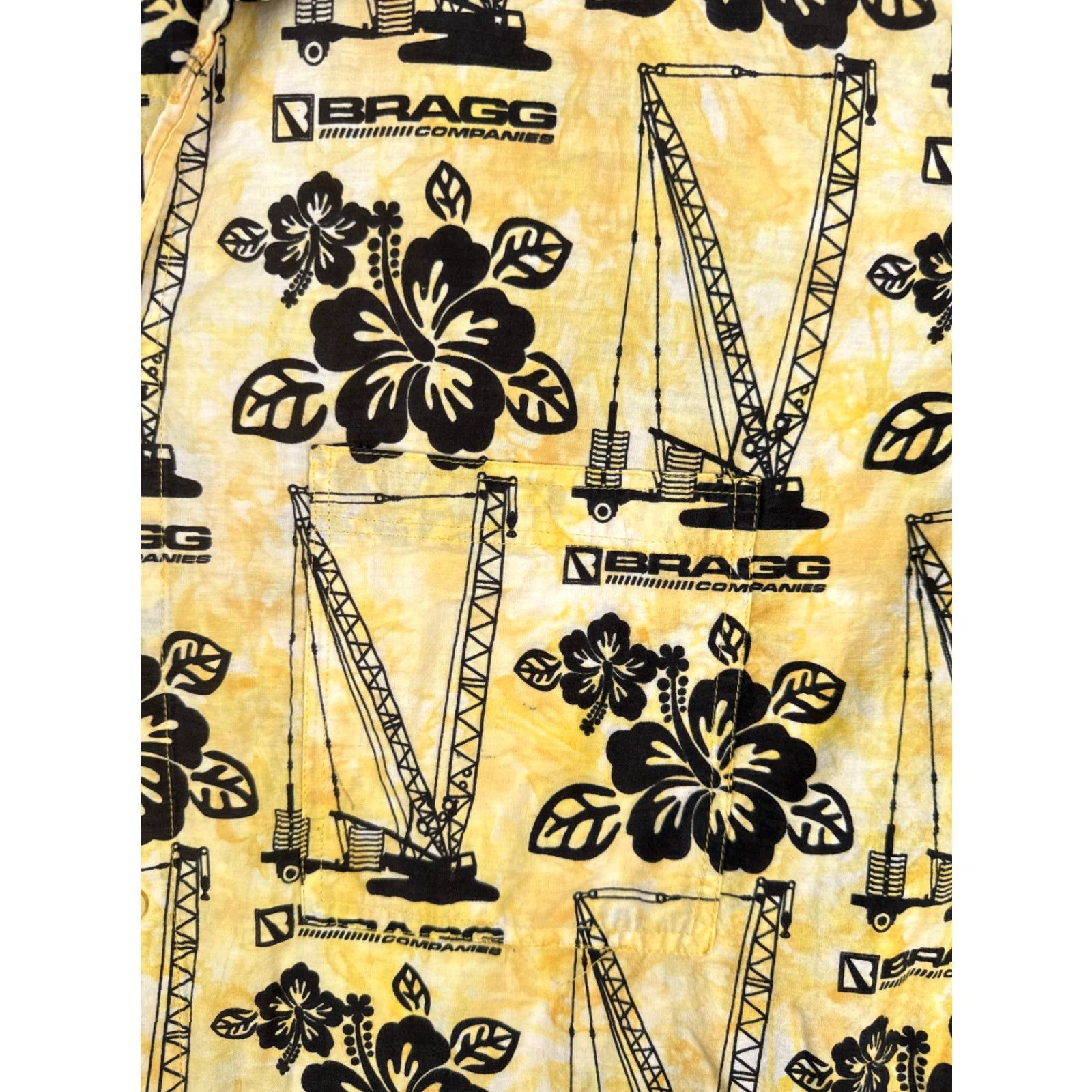 Vintage Rum Reggae Shirt Men 2XL Yellow Floral Hawaiian Short Sleeve Button-Up Cotton 100% Adult Mens Size US XXL / EU 58 / 5 - 6 Thumbnail