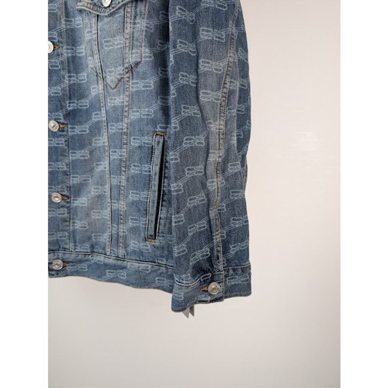 Balenciaga o1rshd1 Large Fit Denim Jacket in Blue Authentic Ring Size US M / EU 48-50 / 2 - 5 Thumbnail