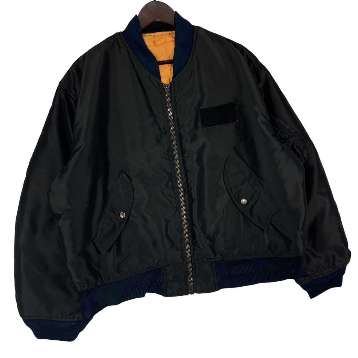 Avirex Vintage 1987 Avirex MA-1 Flight Jacket Size US L / EU 52-54 / 3 - 13 Thumbnail
