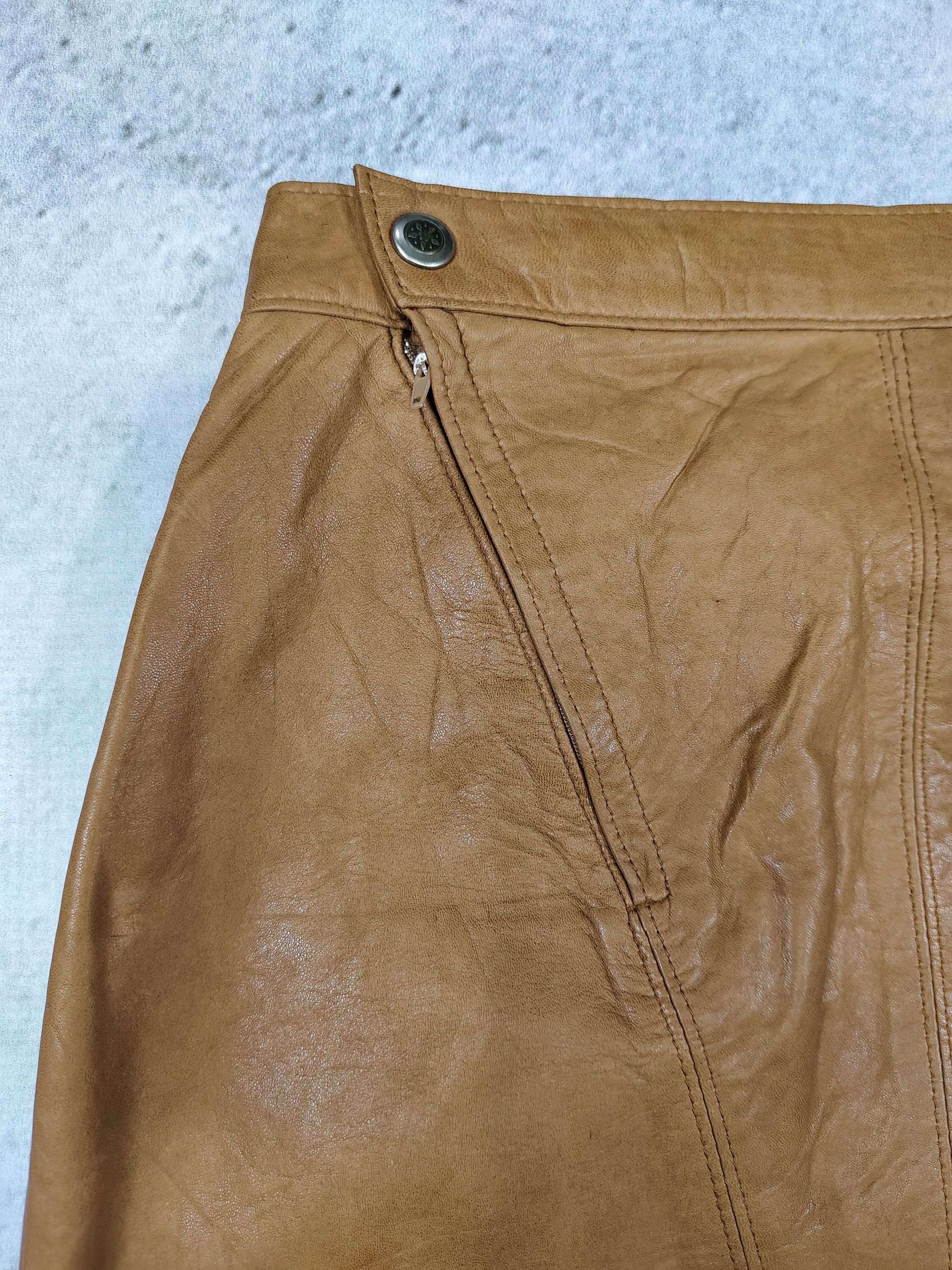 Vintage 90s REJÉ Spain- Minimal Scuplted Panel Genuine Leather Skirt Size 28" / US 6 / IT 42 - 5 Thumbnail