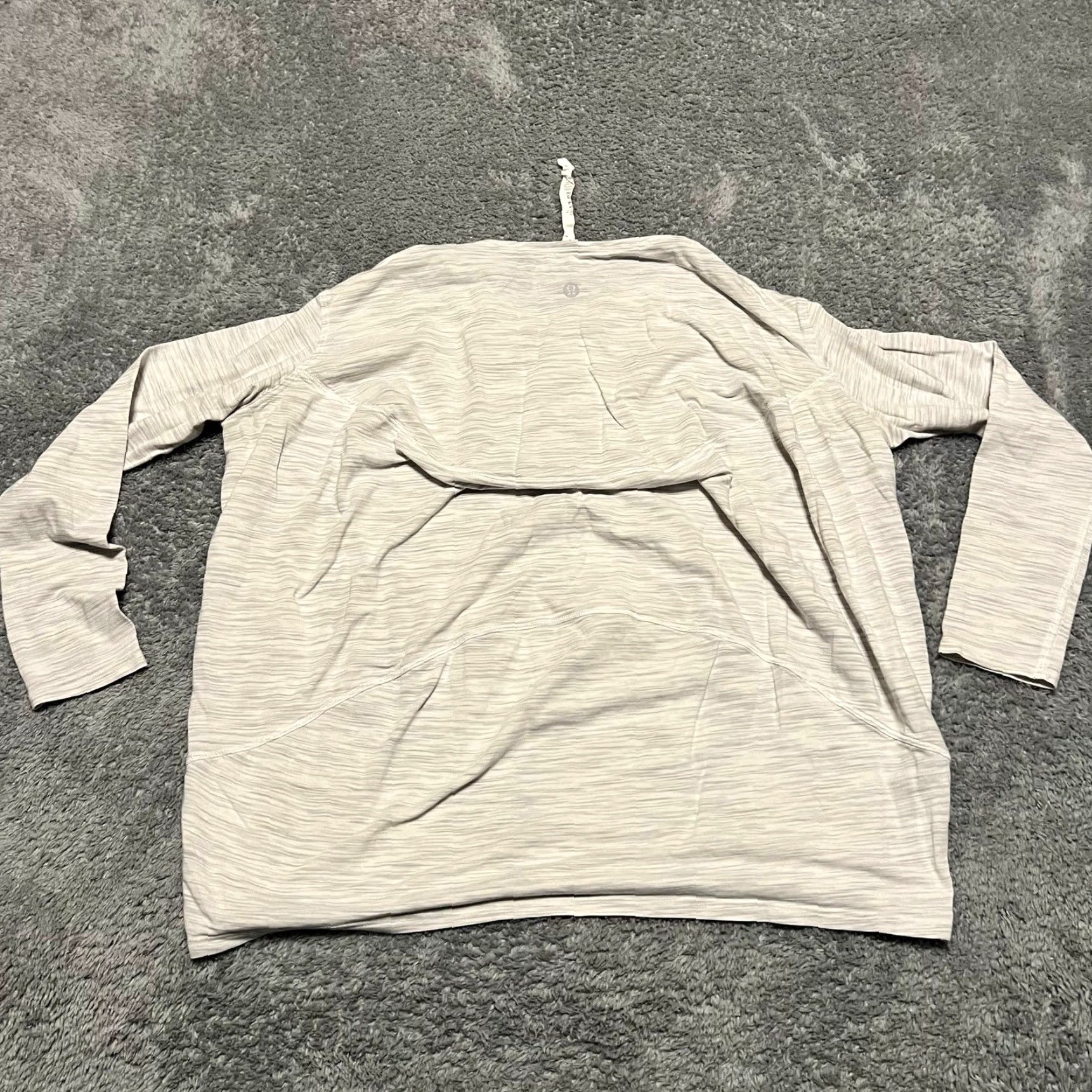 Lululemon Lululemon Shirt Womens 2 Heather Gray Long Sleeve Oversized Shirt Women 2 Heather Gray Regular Casual Womens Size XS / US 0-2 / IT 36-38 - 2 Thumbnail
