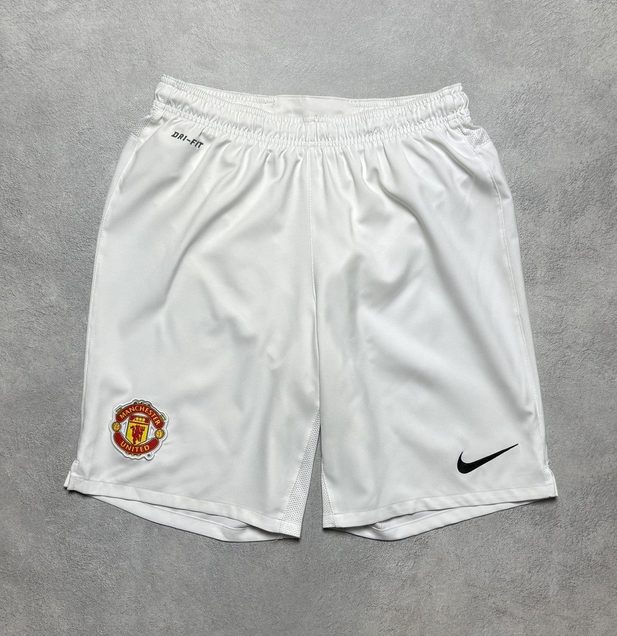 Nike Manchester United 2011 2012 Home Football Soccer Shorts Nike Size US 32 / EU 48 - 1 Thumbnail