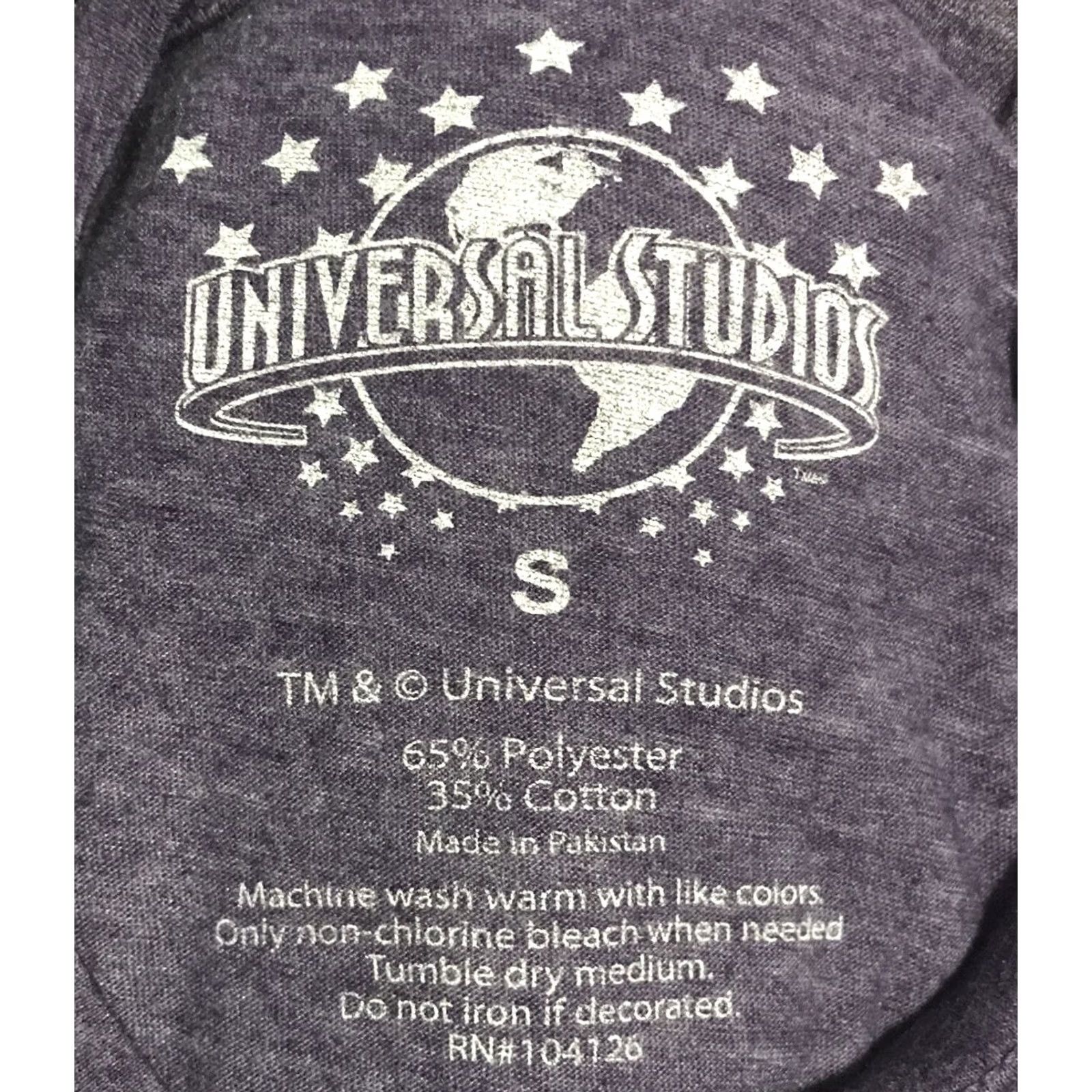 Vintage VINTAGE Universal Studios Purple Women T Shirt Logo Slim Size S Crew Neck Short Sleeve Graphic Print Casual Netflix? Size S / US 4 / IT 40 - 3 Thumbnail