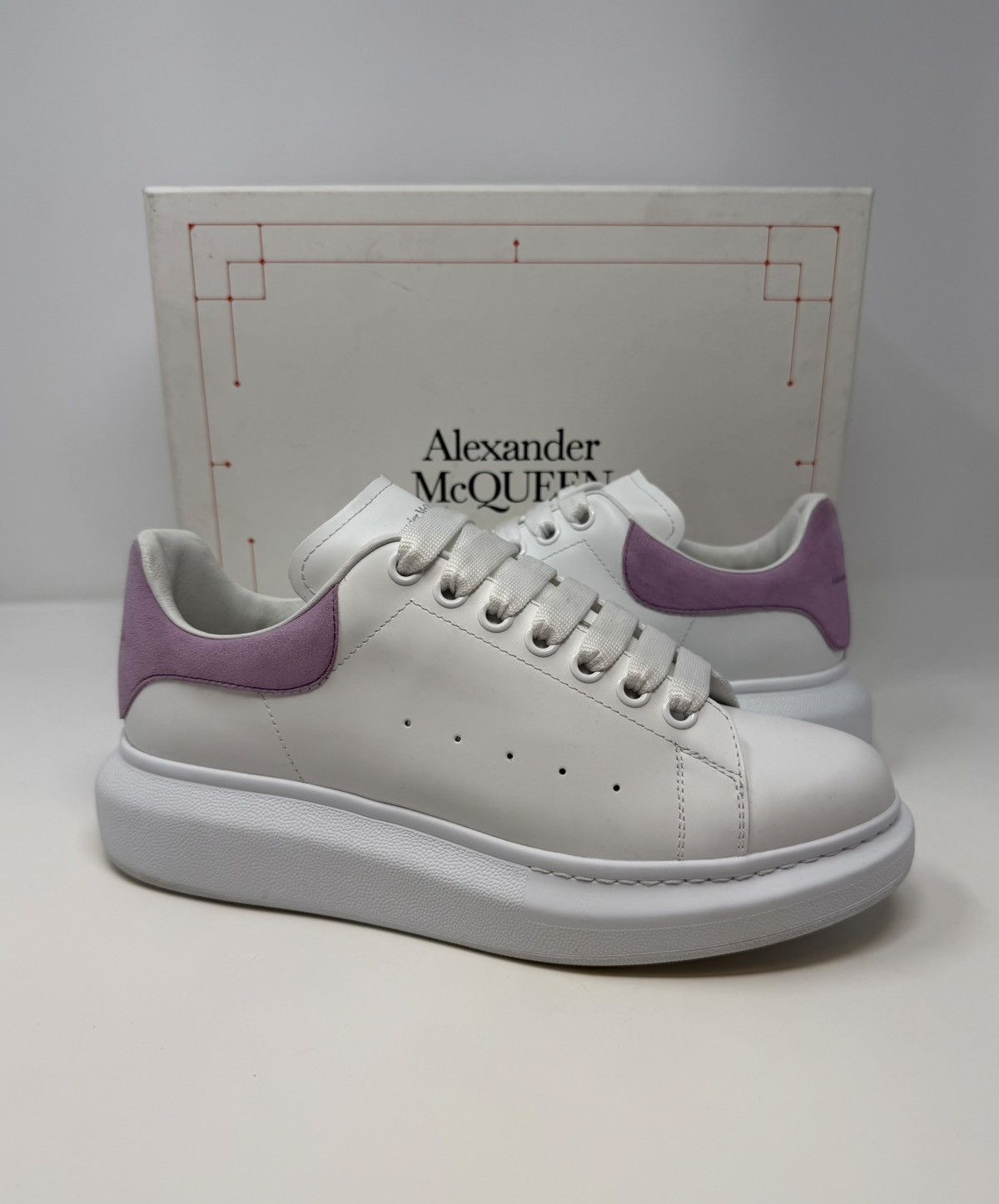 Alexander McQueen Alexander McQueen Oversized Sneaker Suede White/Lilac Size US 10.5 / IT 40.5 - 1 Thumbnail