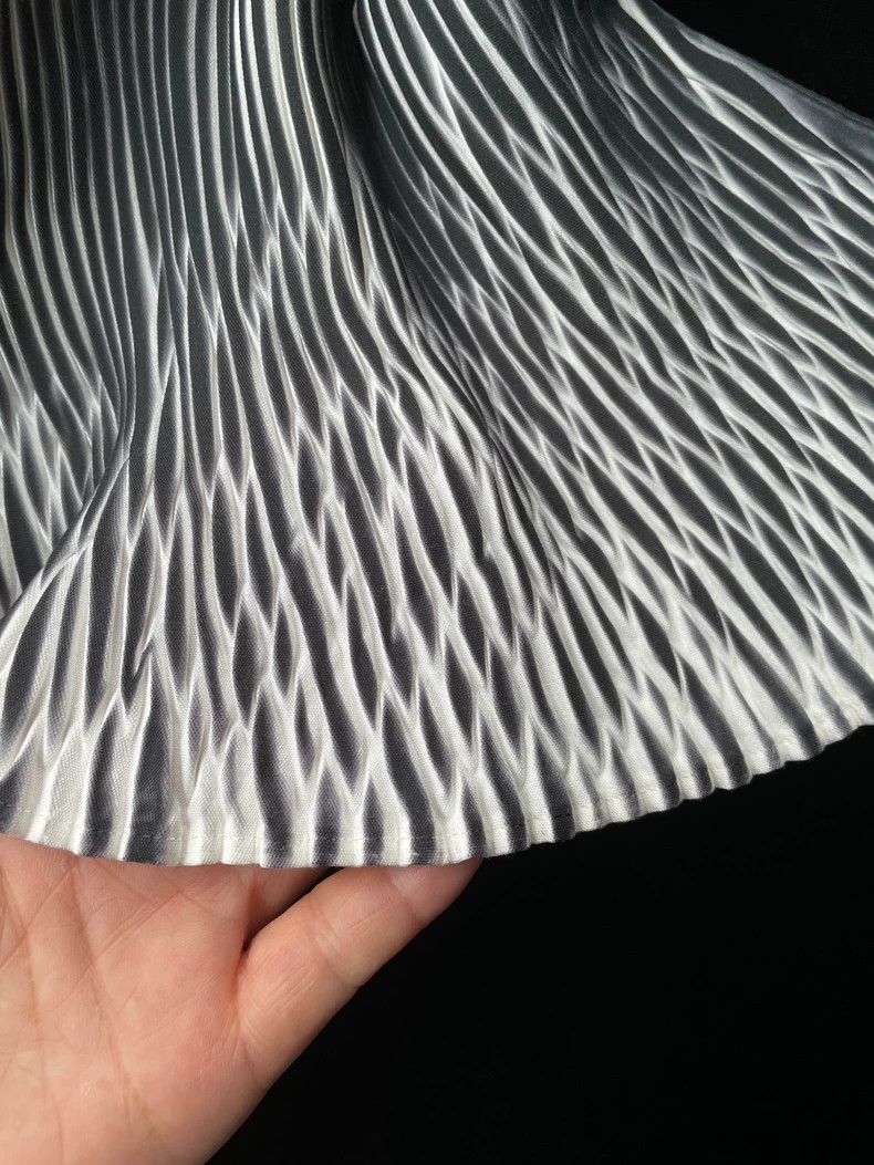 Issey Miyake Issey Miyake size:3 A flowing grey dress with a main line Size S / US 4 / IT 40 - 4 Thumbnail