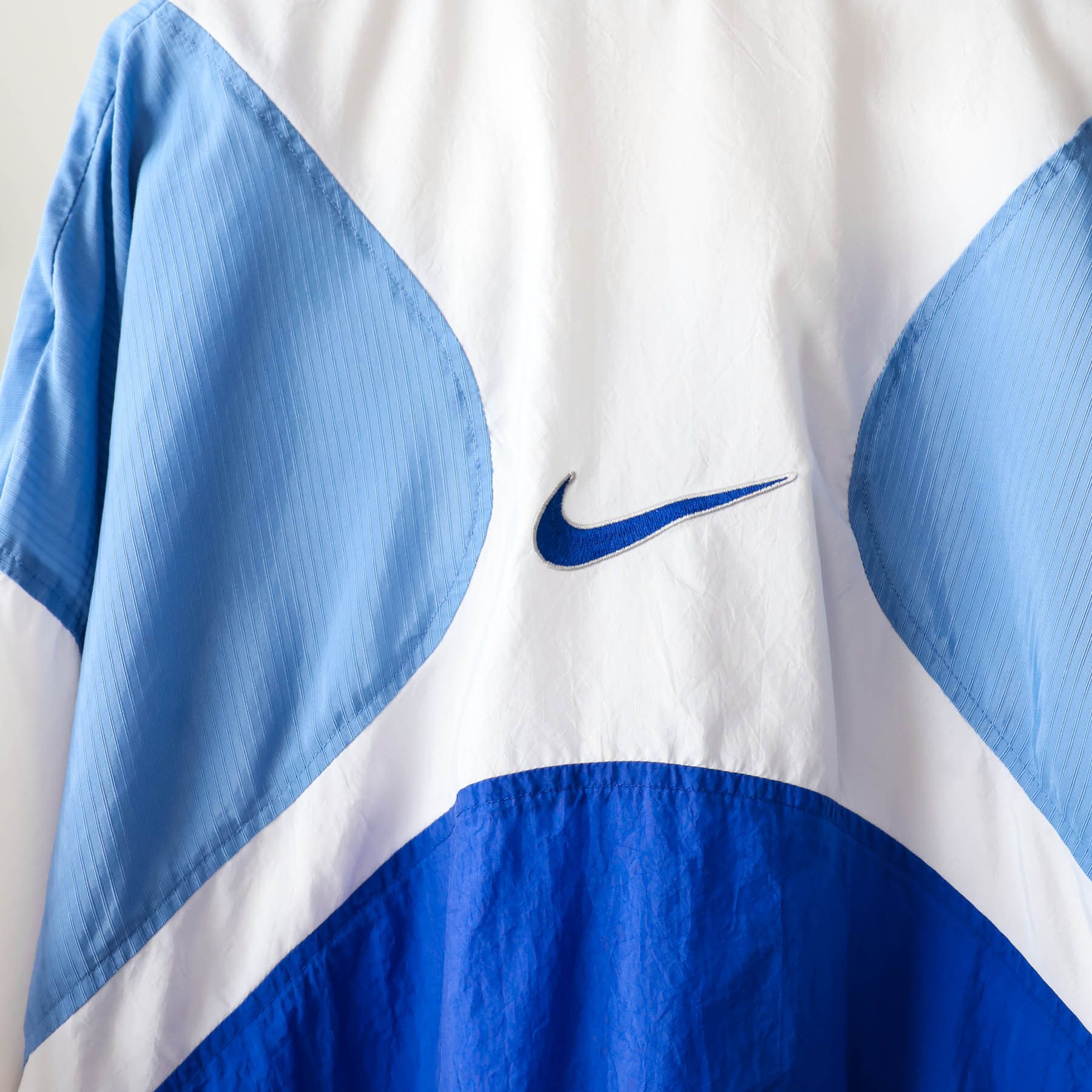 Nike Vintage Nike Small Swoosh Logo Softshell Windbreaker Jacket Size US XL / EU 56 / 4 - 12 Thumbnail