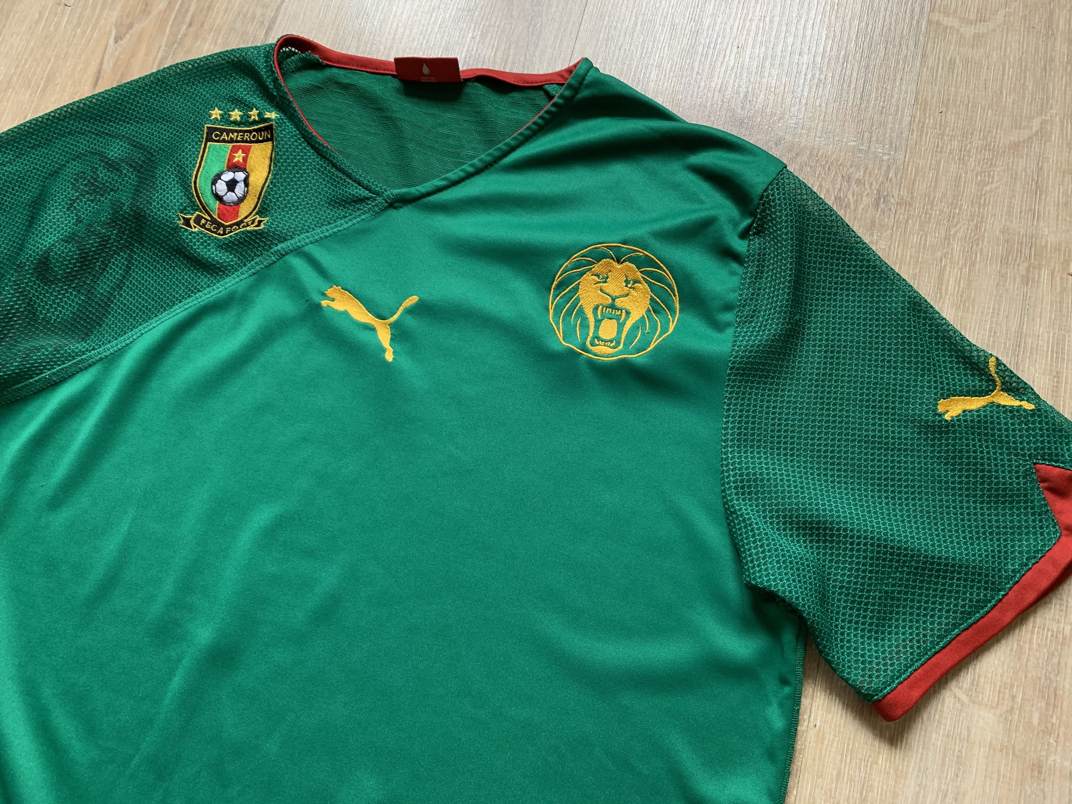 Puma × Vintage Vintage Puma Camerron Home Shirt 2009 2011 Size US L / EU 52-54 / 3 - 4 Thumbnail